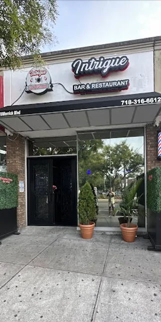 Intrigue Bar & Restaurant