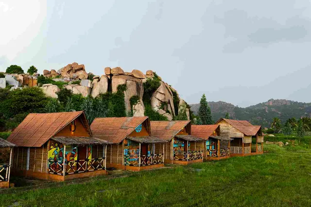 Bodhi Sattva Yoga - Monk Stay