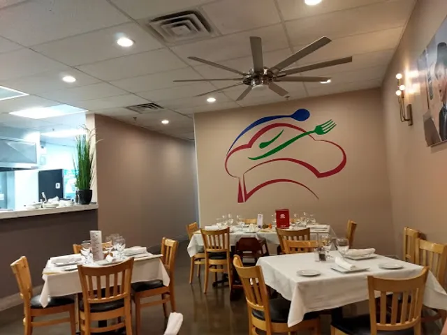 Chef’s Roma Kitchen