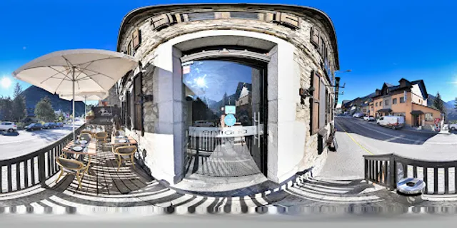 PINOTAGE - RESTAURANTE & CAFE - ARTIES