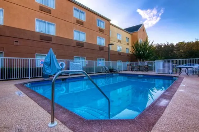 Fairfield by Marriott Inn & Suites Jacksonville Airport