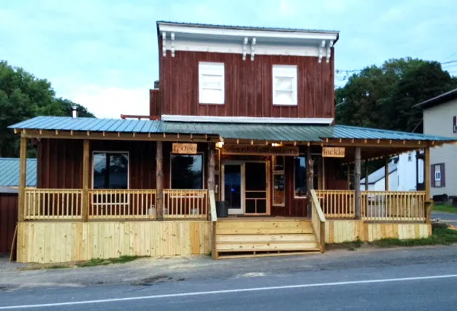 Salmon River Outfitters lodging