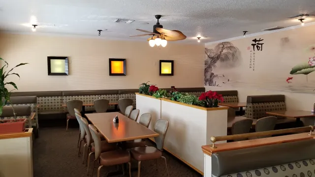 Ming Court Restaurant and Lounge