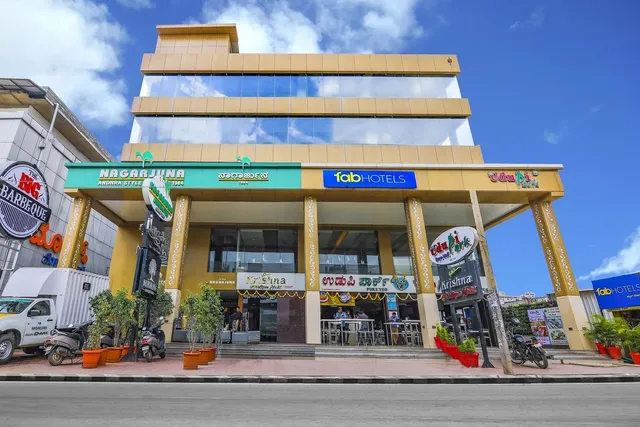FabHotel High Rise Suites - Hotel in Marathahalli, Bangalore