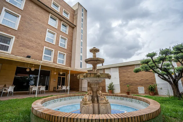 Hotel Bartos Almussafes