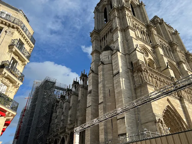 Notre Dame Cadeaux / Retronome Paris