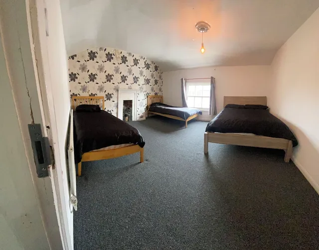 Room in Lodge - Southgate Lodge - Single-twin, Double and Family Rooms