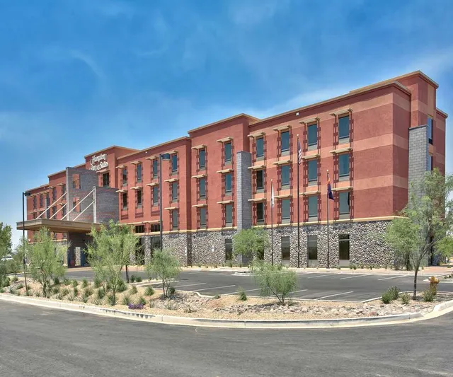 Hampton Inn & Suites Scottsdale at Talking Stick