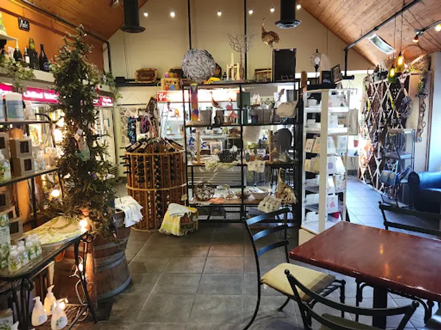 Woodstone Marketplace