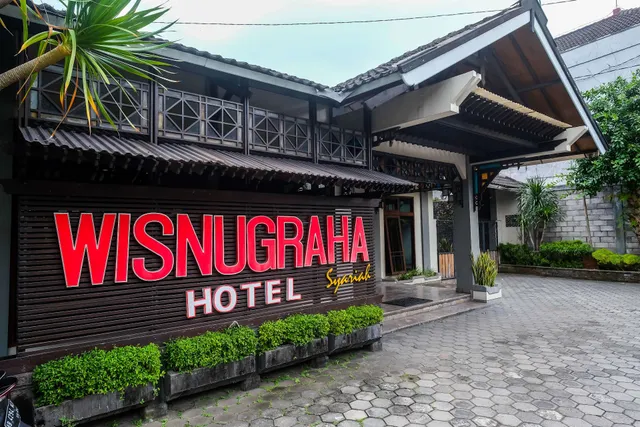 Urbanview Hotel Syariah Wisnugraha RedDoorz