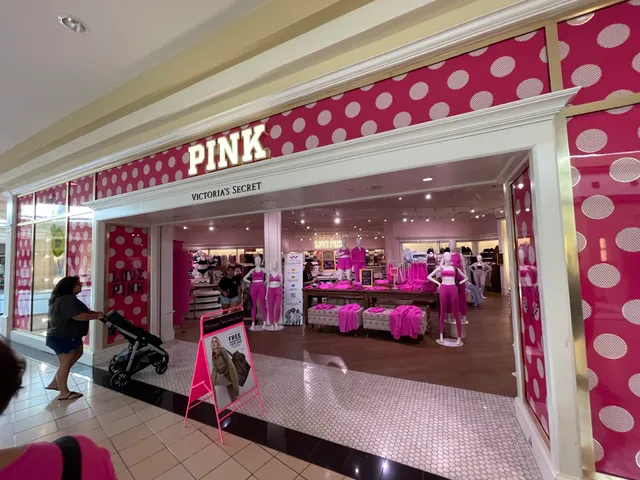 Victoria's Secret & PINK