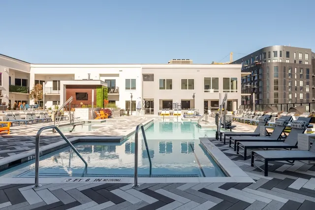 Mint House Nashville – The Gulch – Division St