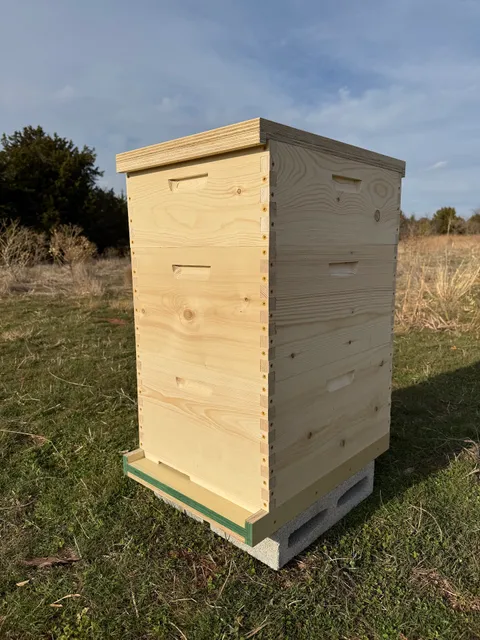 Triple Oak Acres Bee Supply