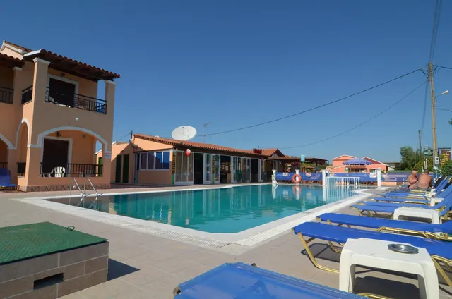 EKTOR APARTMENTS @SWIMMING POOL