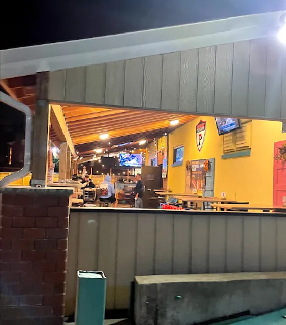 Frenchy's Bar & Grill