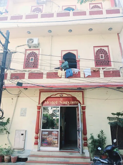 Hotel Satyam