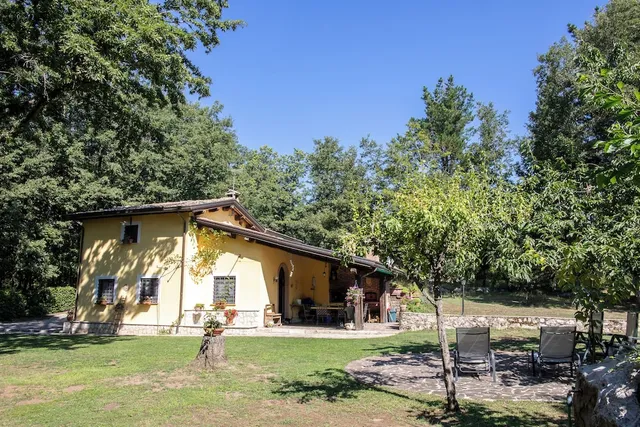 Villa Natura in Irpinia - Giardino Boschivo