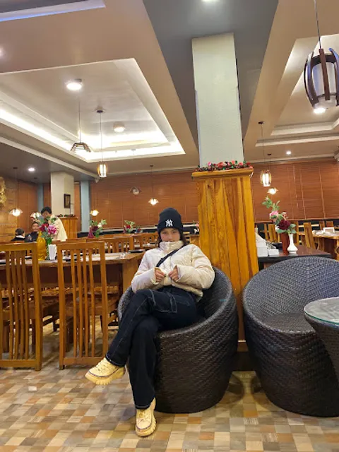 Le Zara Multicusine Restaurant,