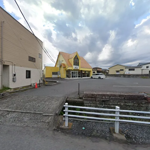 （有）岡本パン店 本店工場