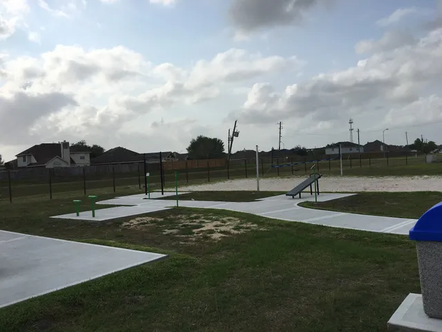 Brunswick Lakes Community Water Park