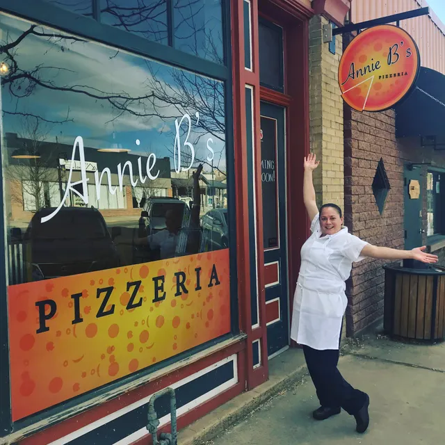 Annie B's Pizzeria