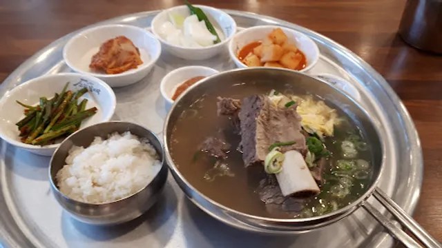 Gojibsen Geujib Galbitang