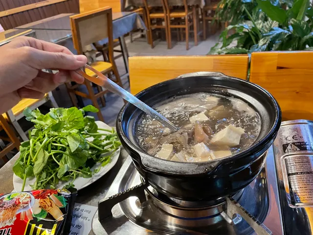 Lẩu bò tiềm Yersin