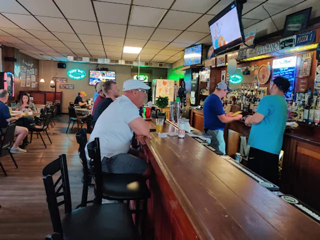 Mom Maruca's Pizza Shop