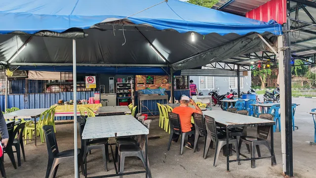 E’Din Gulai Panas Claypot - Restoran Persatuan Nelayan, Kuah, Langkawi, Kedah