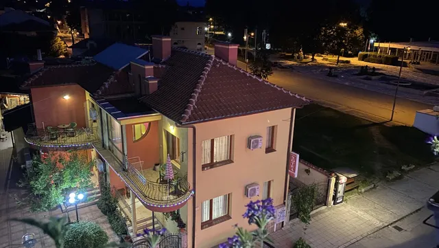 Family Hotel Kavrakovi