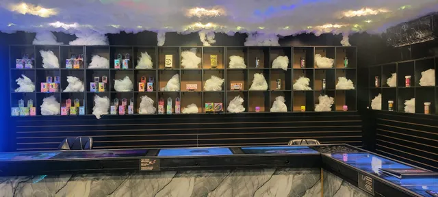 CLOUD CULTURE — Immersive 21+ Recreational Boutique & Smoke Shop