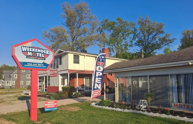 Weekender Motel
