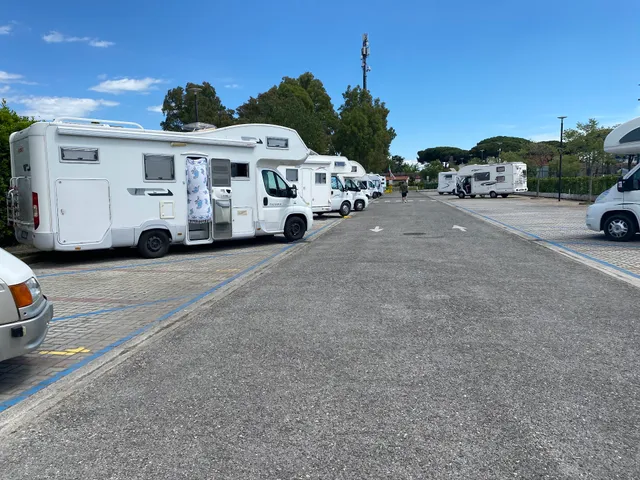 Parcheggio Camper Via di Pratale