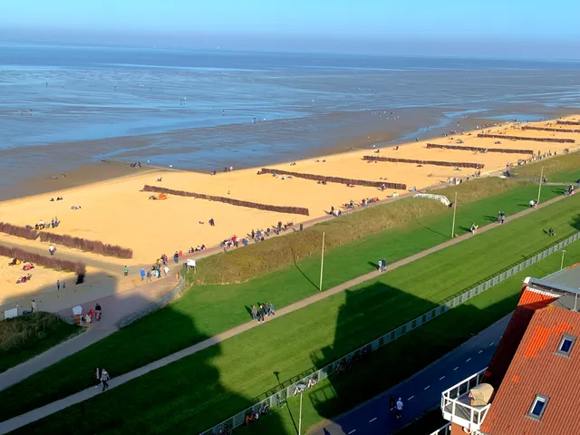 Ferienwohnungen im Panoramahaus Duhnen mit Meerblick