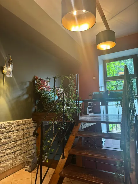 Moti Wine Bar & Shop