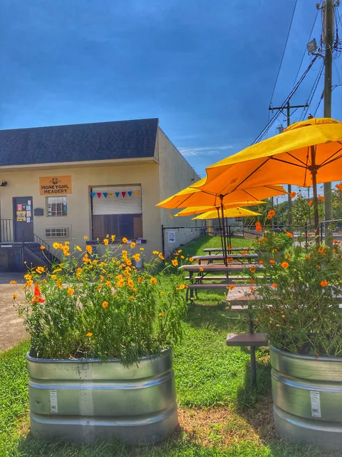 Honeygirl Meadery & Tasting Room