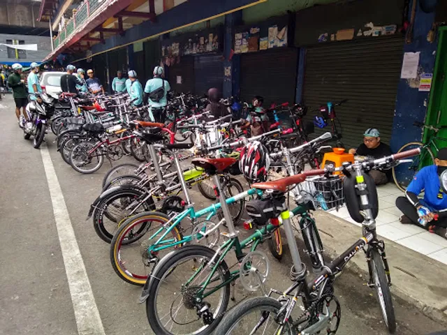 Kedai Soto Tangkar & Sate Kuah Daging Sapi H. Diding