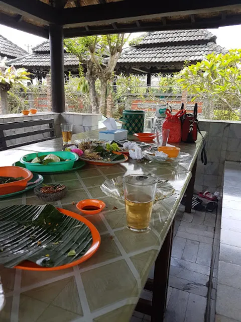 Taman Santap Pondok Indah