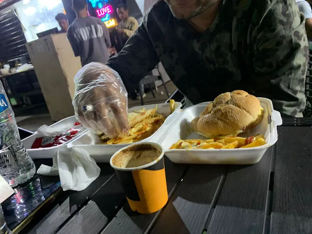 Kumpir Restaurant & TUT Cafe