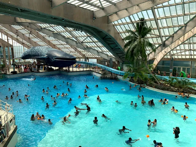 Aquaboulevard de Paris Minigolf Course