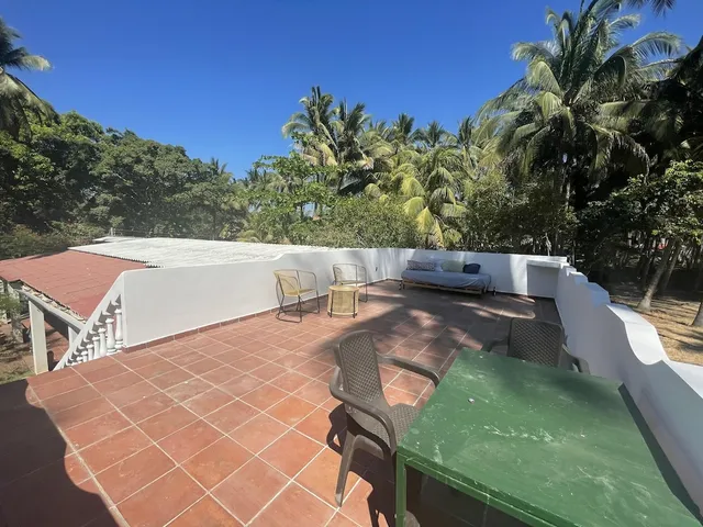 Sugarloaf Surf Lodge