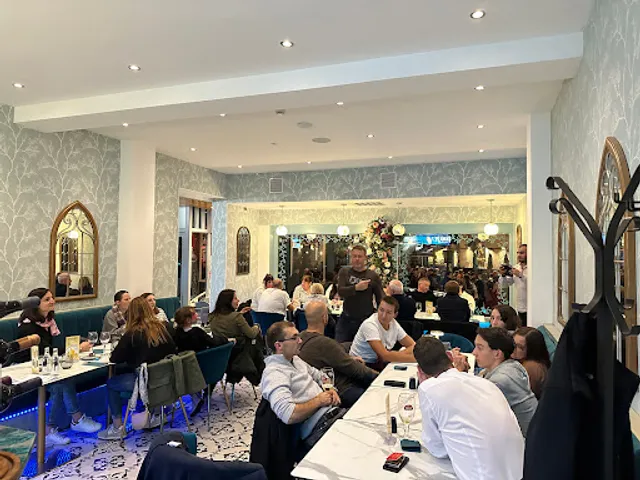 Loka Restaurant and lounge