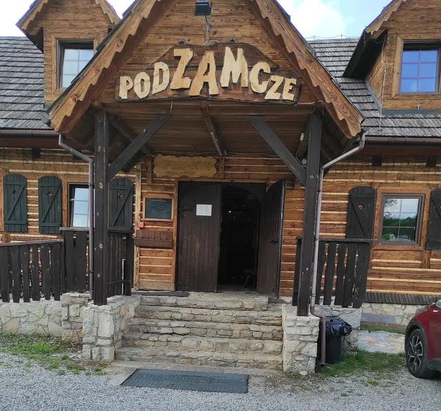 Zajazd Podzamcze