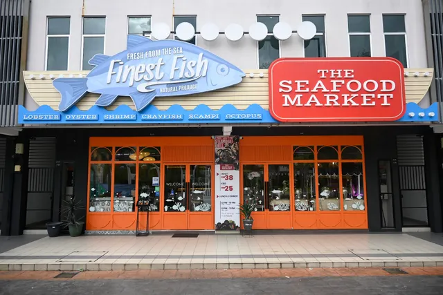 Thai Cuisine Seafood Bakar