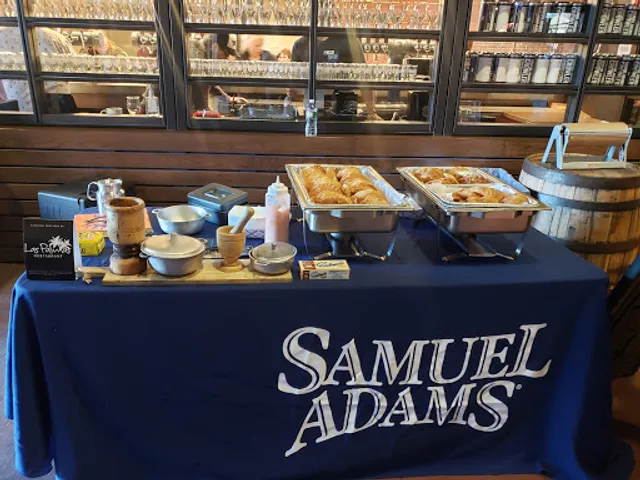 Las Palmas Restaurant & Catering