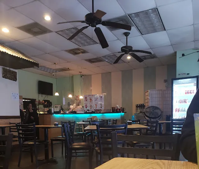 Royal Thai Bistreaux