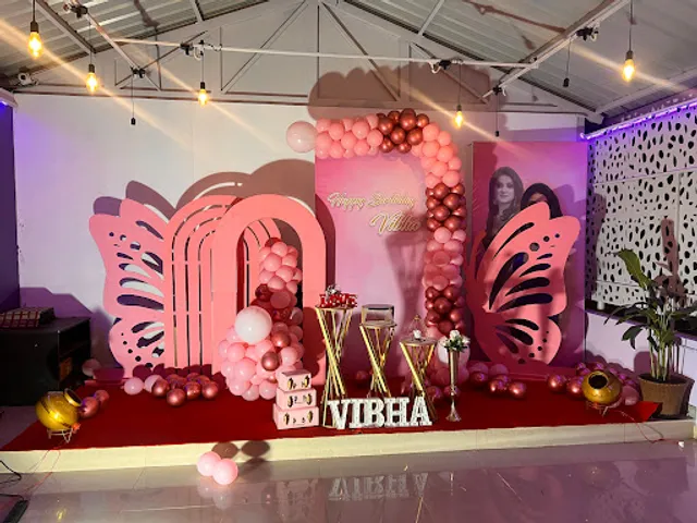 The Pebble Garden, Family Restaurant