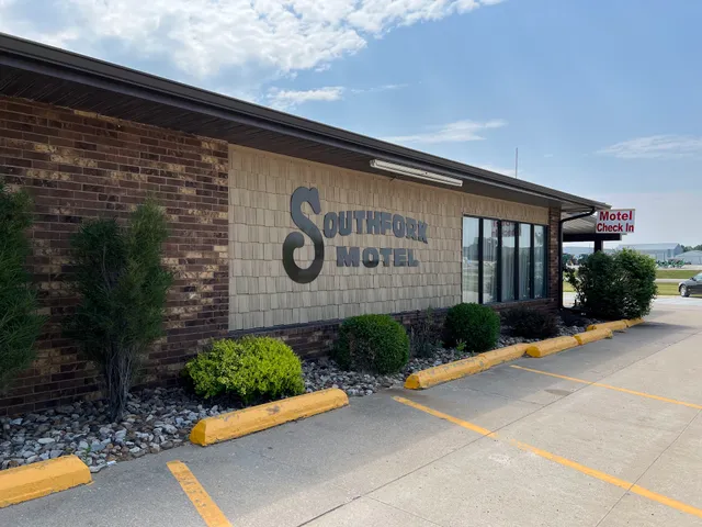 Southfork Motel & Grill