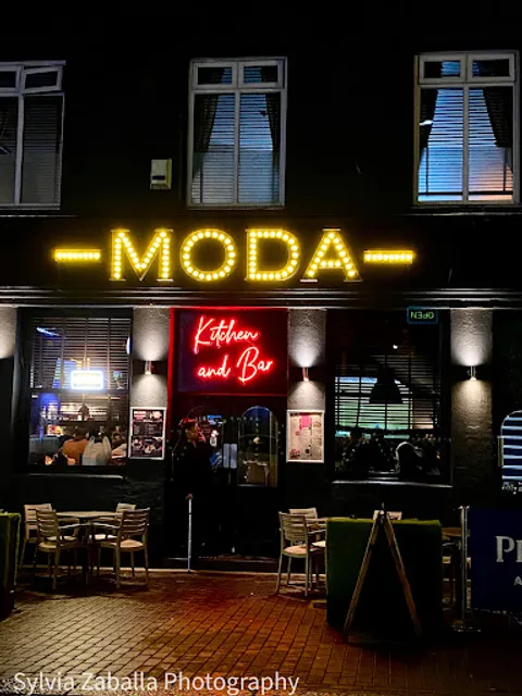 Bar Moda