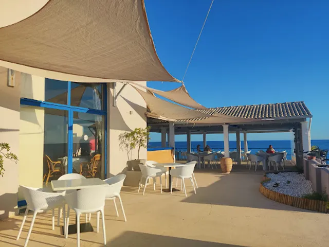 SALTY by XL - Beach & Bar Restaurant
